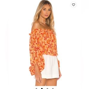 Off the shoulder gorgeous top